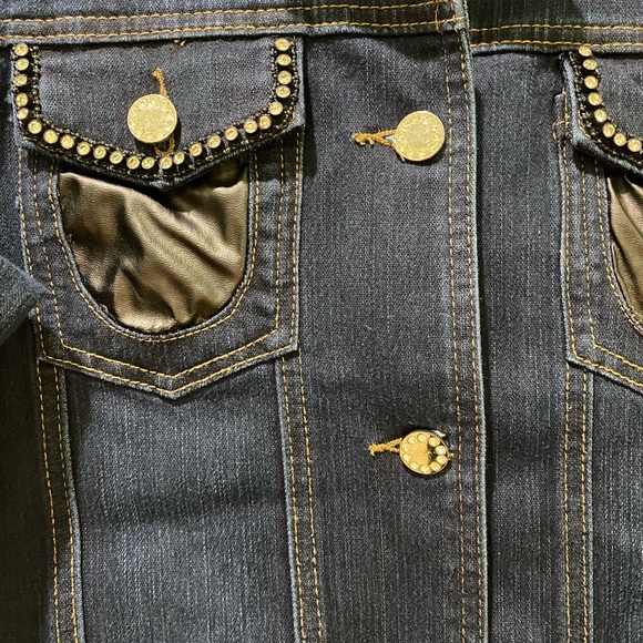 EUC fun Annabell Jean jacket with bling. - Picture 3 of 8